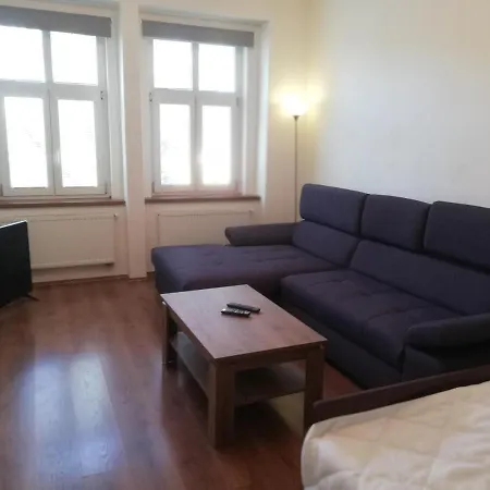 70m2 *