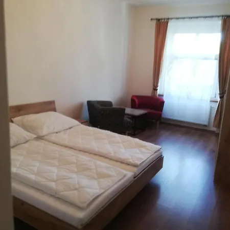 70m2 *